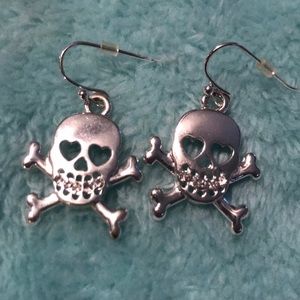 Skull earrings